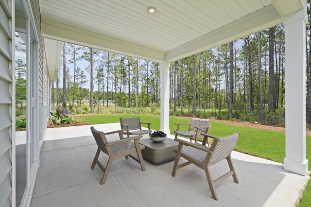 217 River Birch Dr., Loris, SC 29569
