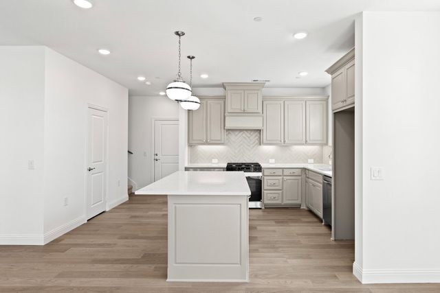 1200 Armstrong, The Colony, TX 75056