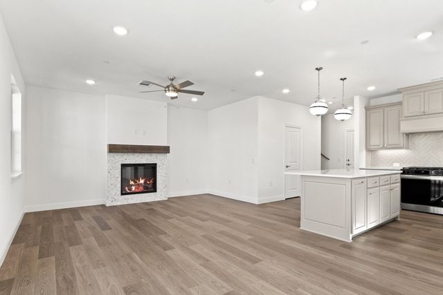 1200 Armstrong, The Colony, TX 75056