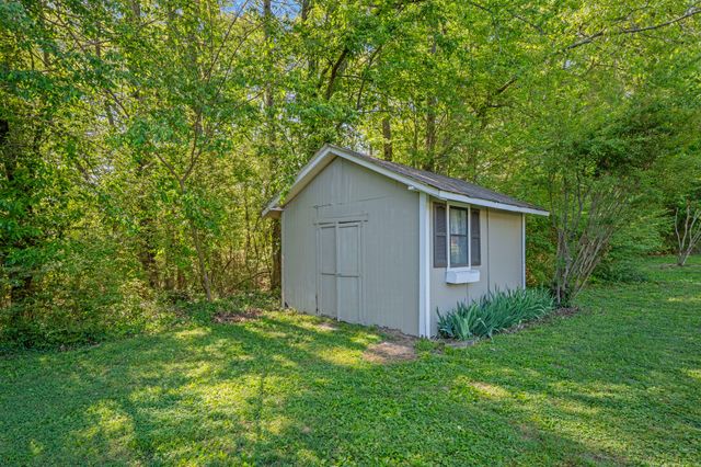 303 Rutledge Ave, Tullahoma, TN 37388