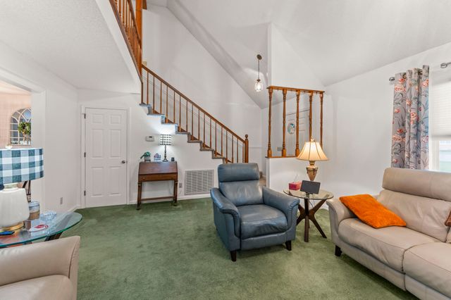 303 Rutledge Ave, Tullahoma, TN 37388