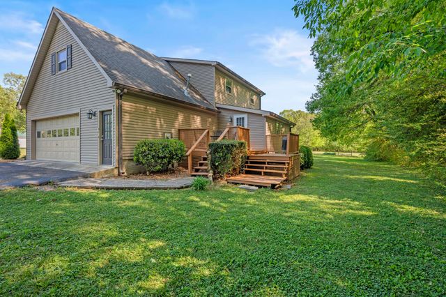 303 Rutledge Ave, Tullahoma, TN 37388
