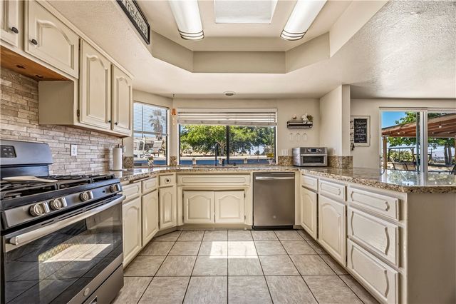17918 Catalpa Street, Hesperia, CA 92345