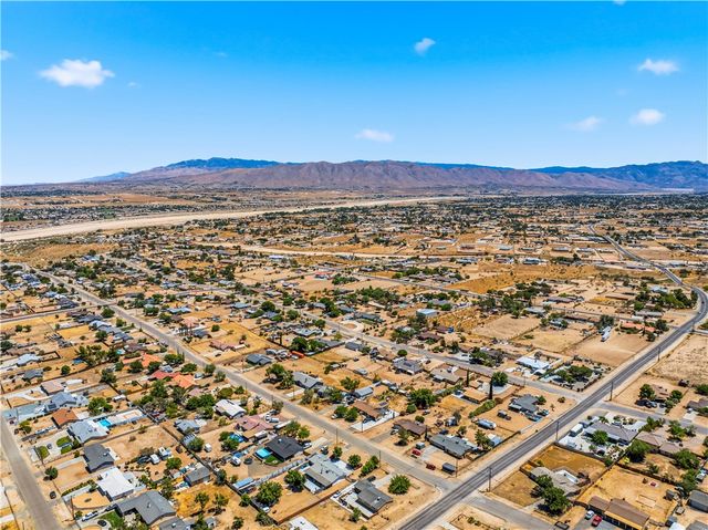 17918 Catalpa Street, Hesperia, CA 92345