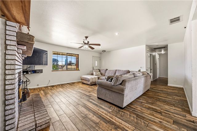 17918 Catalpa Street, Hesperia, CA 92345