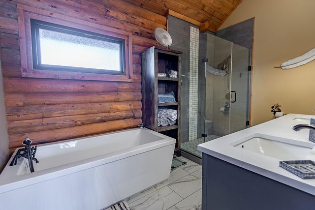 136 Nottingham Court, Saddlebrooke, MO 65630