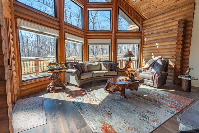 136 Nottingham Court, Saddlebrooke, MO 65630