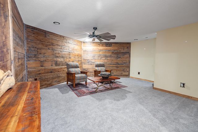 136 Nottingham Court, Saddlebrooke, MO 65630
