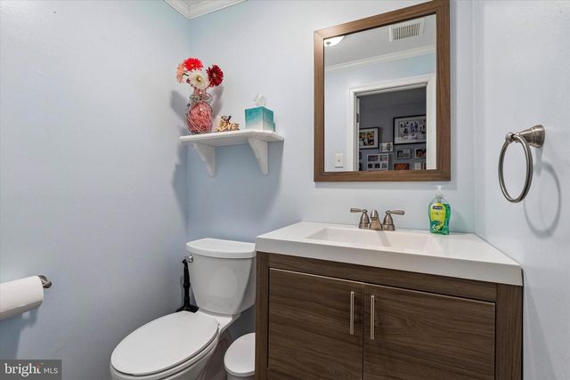 45 HOLLY HILL RD, Richboro, PA 18954