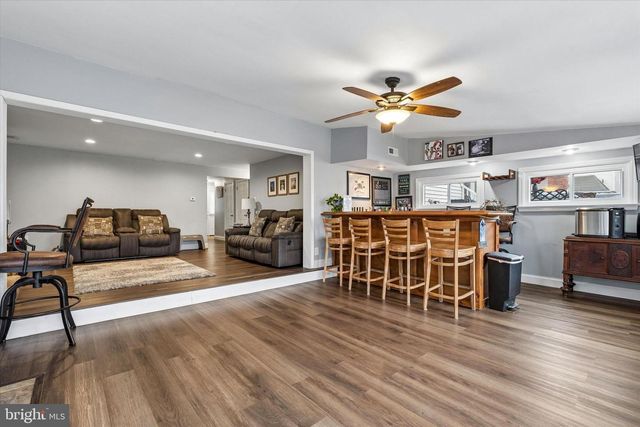 45 HOLLY HILL RD, Richboro, PA 18954