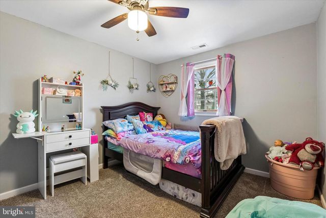 45 HOLLY HILL RD, Richboro, PA 18954