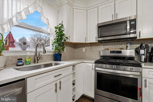 45 HOLLY HILL RD, Richboro, PA 18954