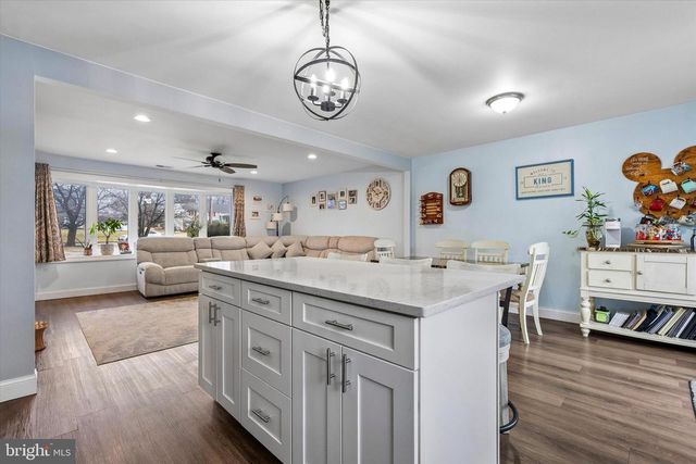 45 HOLLY HILL RD, Richboro, PA 18954