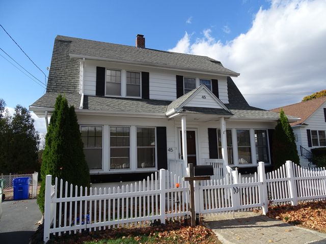 45 Olive Street, Waterford, CT 06385