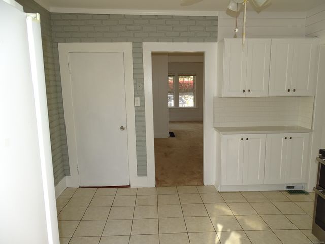 45 Olive Street, Waterford, CT 06385