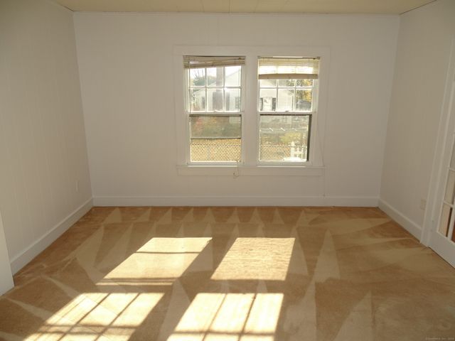 45 Olive Street, Waterford, CT 06385