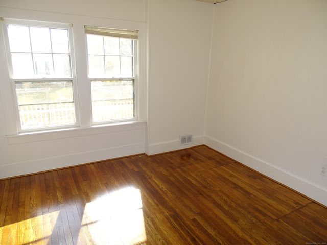 45 Olive Street, Waterford, CT 06385