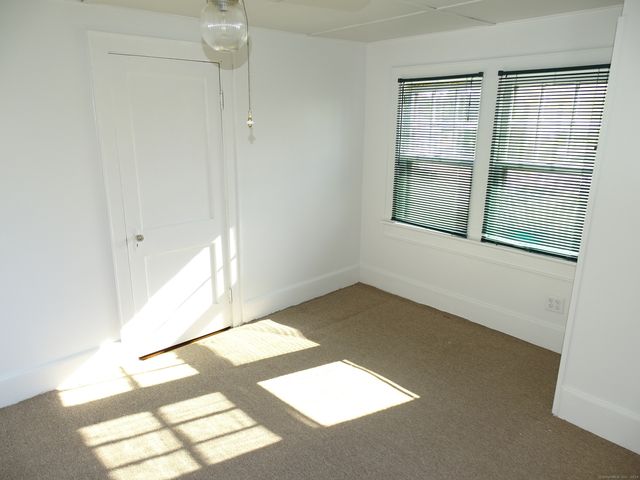 45 Olive Street, Waterford, CT 06385
