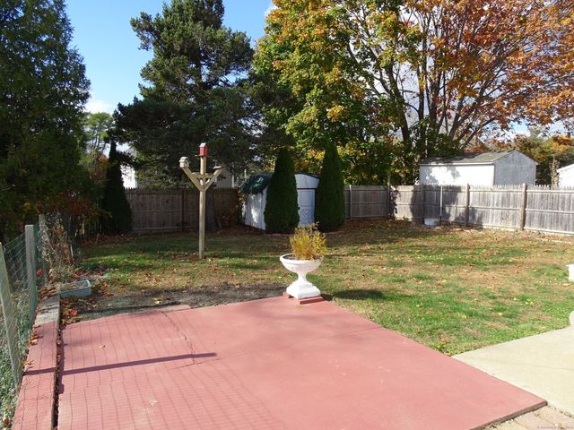 45 Olive Street, Waterford, CT 06385