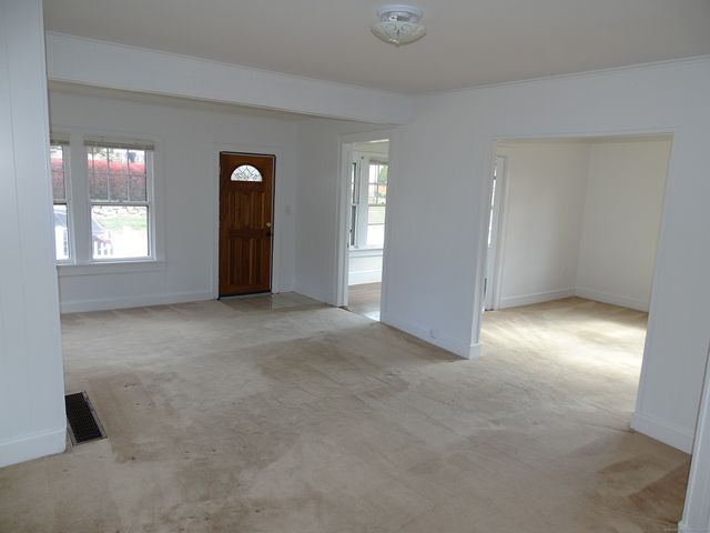 45 Olive Street, Waterford, CT 06385