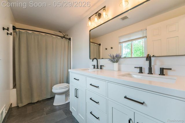 8941 Bristol Court, Superior Charter Township, MI 48198