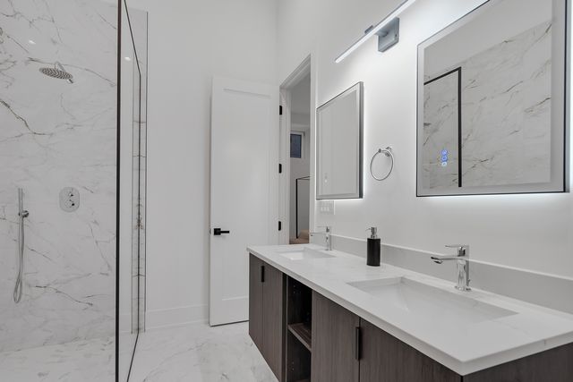 505 W Elm Street 3, Chicago, IL 60610