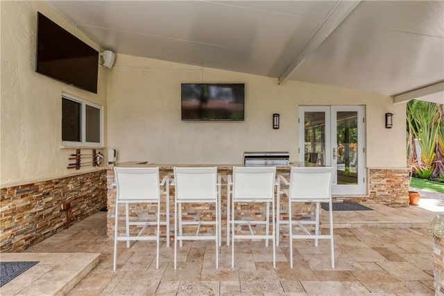 2726 NE 25TH Place, Fort Lauderdale, FL 33305
