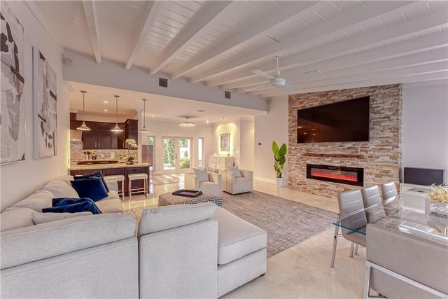 2726 NE 25TH Place, Fort Lauderdale, FL 33305