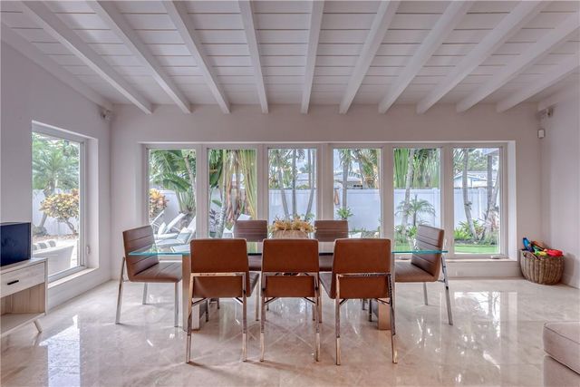 2726 NE 25TH Place, Fort Lauderdale, FL 33305