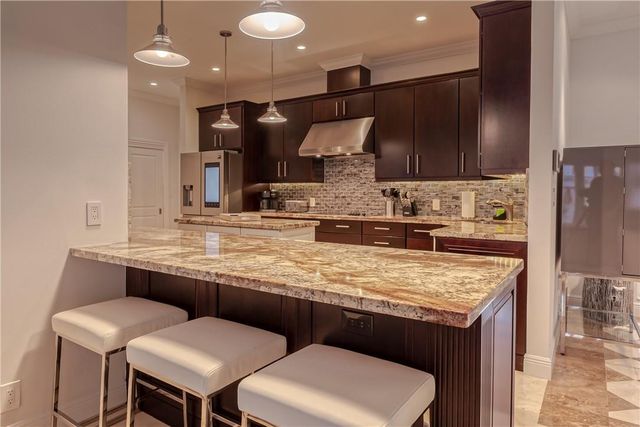 2726 NE 25TH Place, Fort Lauderdale, FL 33305