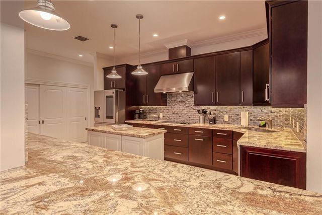 2726 NE 25TH Place, Fort Lauderdale, FL 33305