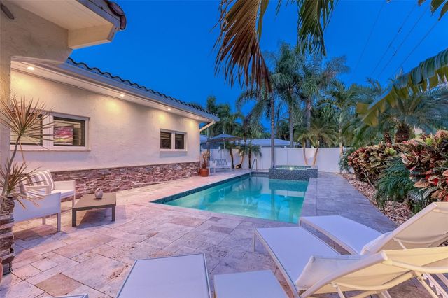 2726 NE 25TH Place, Fort Lauderdale, FL 33305