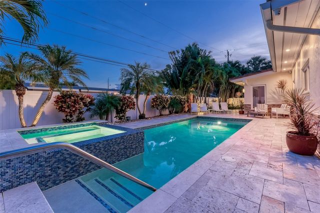 2726 NE 25TH Place, Fort Lauderdale, FL 33305