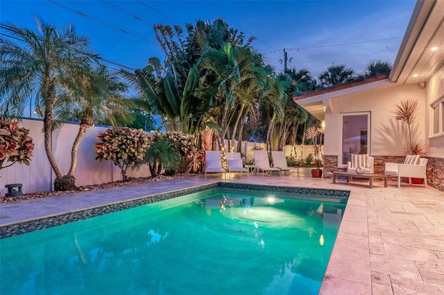 2726 NE 25TH Place, Fort Lauderdale, FL 33305