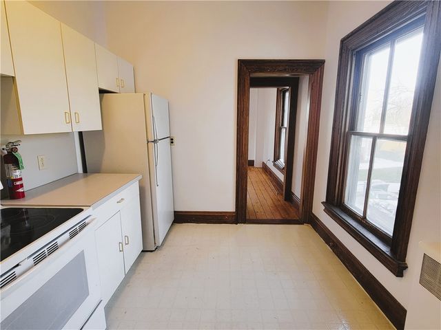 2951 East Main Road 3, Portsmouth, RI 02871