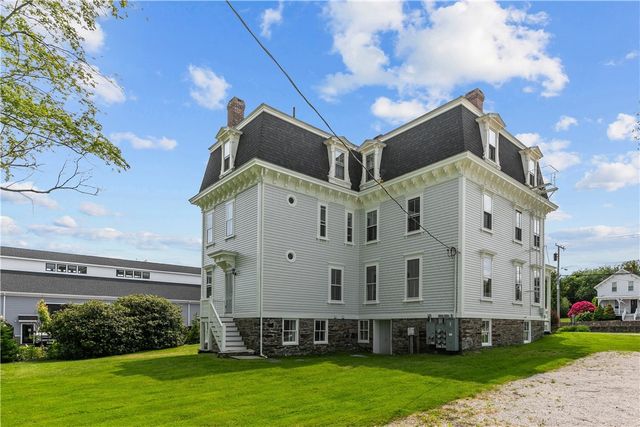 2951 East Main Road 3, Portsmouth, RI 02871