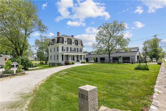 2951 East Main Road 3, Portsmouth, RI 02871