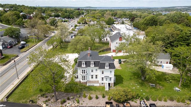 2951 East Main Road 3, Portsmouth, RI 02871