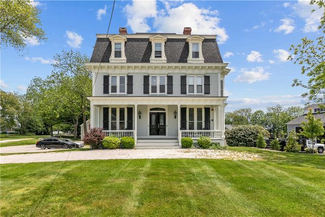 2951 East Main Road 3, Portsmouth, RI 02871