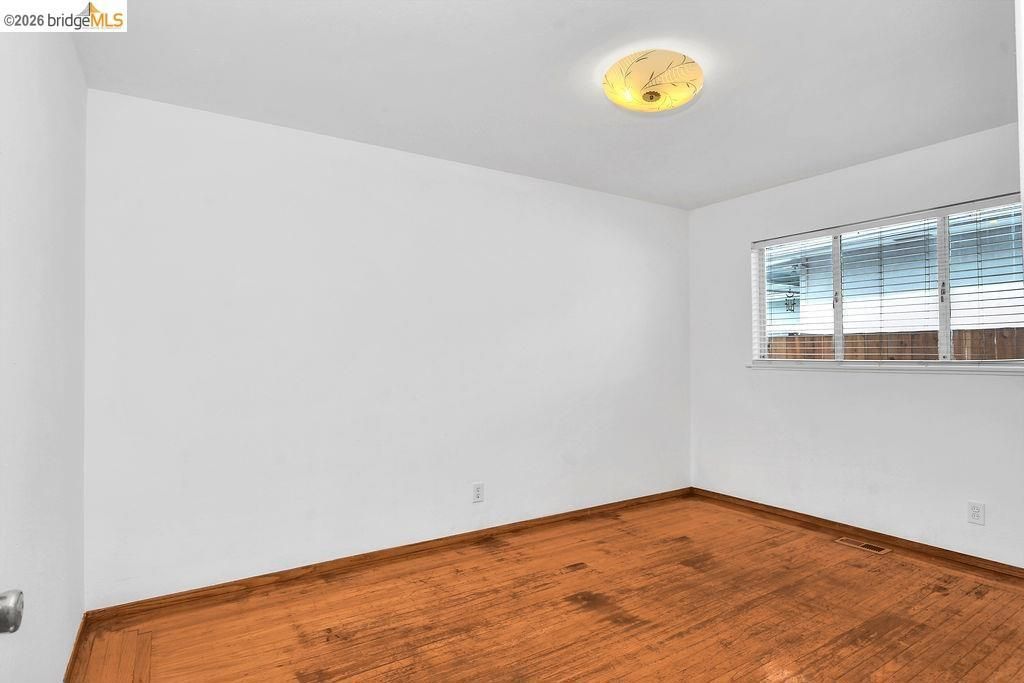 Image 18 of property listing at 226 226 S 41St St, Richmond, CA 94804