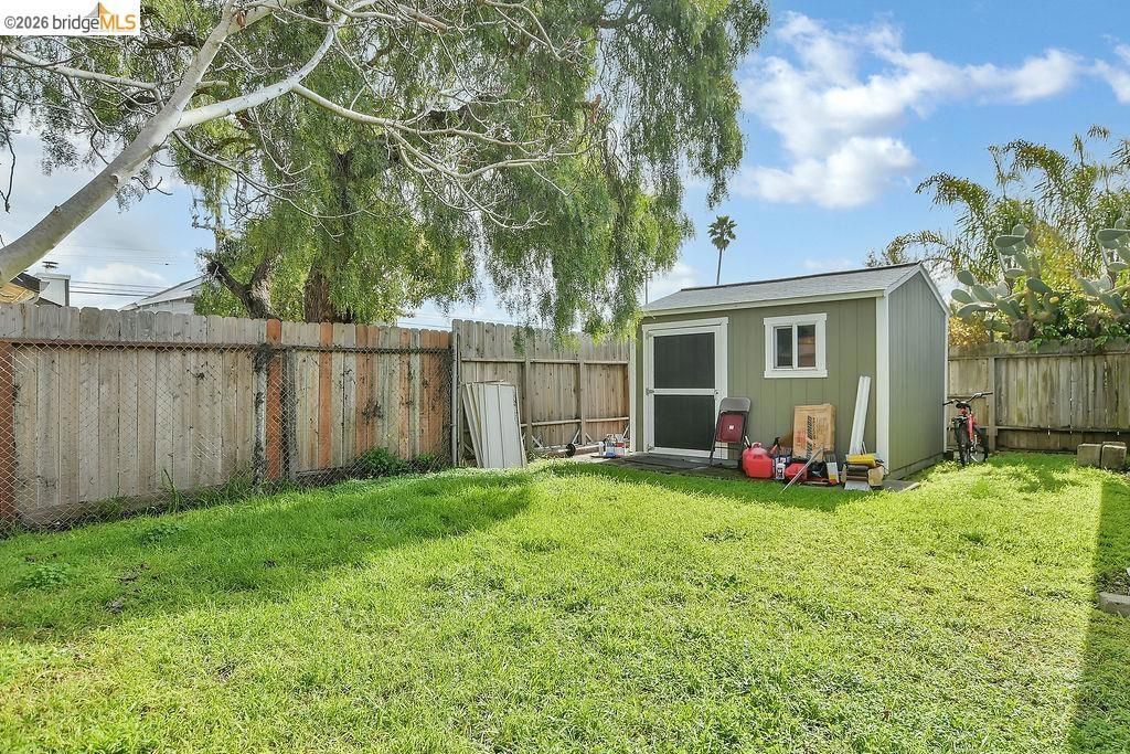 Image 25 of property listing at 226 226 S 41St St, Richmond, CA 94804