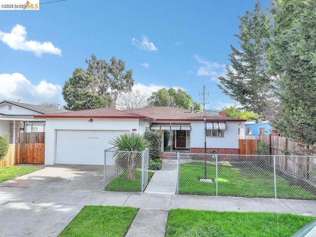 Image 32 of property listing at 226 226 S 41St St, Richmond, CA 94804