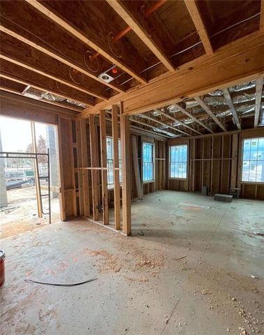 180 5th Street, Fayetteville, GA 30214