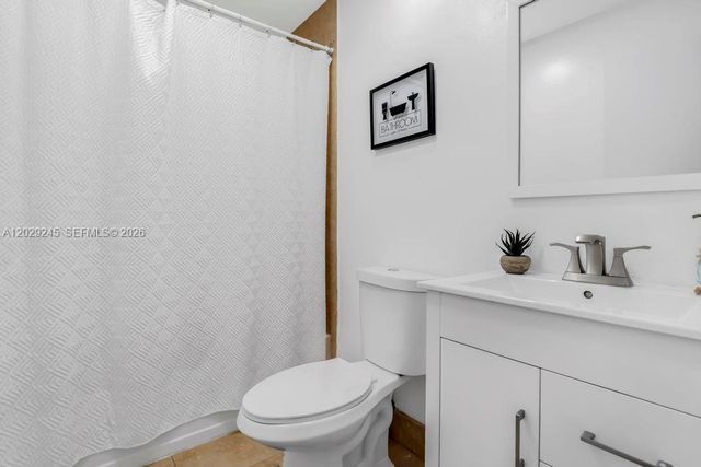 971 NW 89th Ave, Plantation, FL 33324