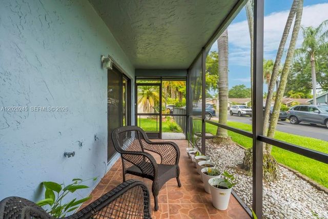 971 NW 89th Ave, Plantation, FL 33324