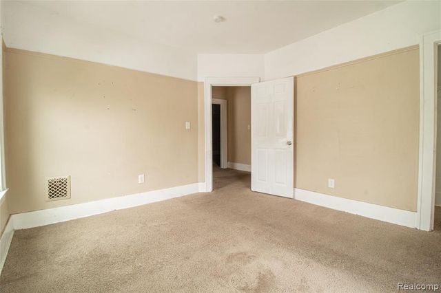 16881 Burgess, Detroit, MI 48219