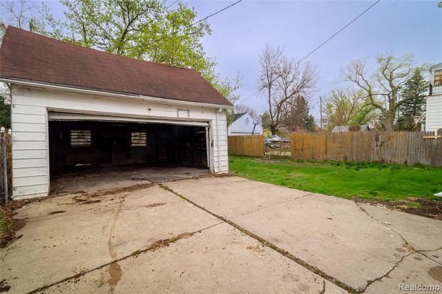 16881 Burgess, Detroit, MI 48219