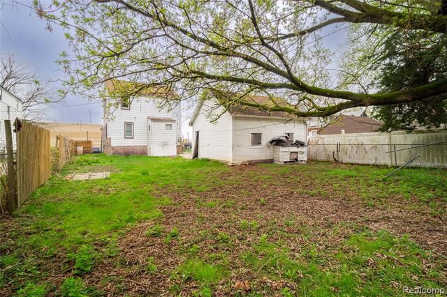 16881 Burgess, Detroit, MI 48219