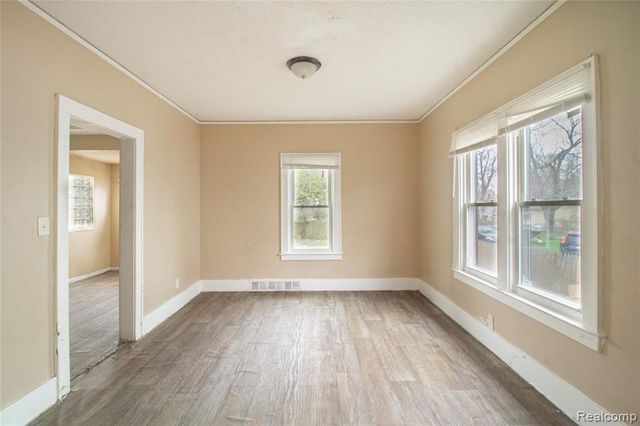 16881 Burgess, Detroit, MI 48219