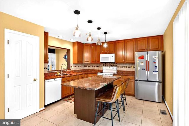 2083 BUELL DR, Frederick, MD 21702